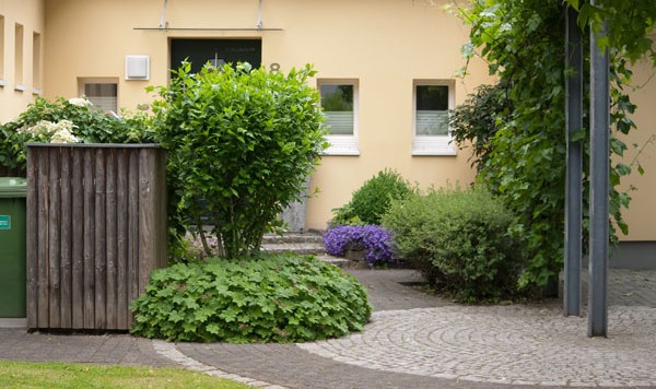 Schröer Garten- und Landschaftsbau zeigt einen gut gepflegten Platz